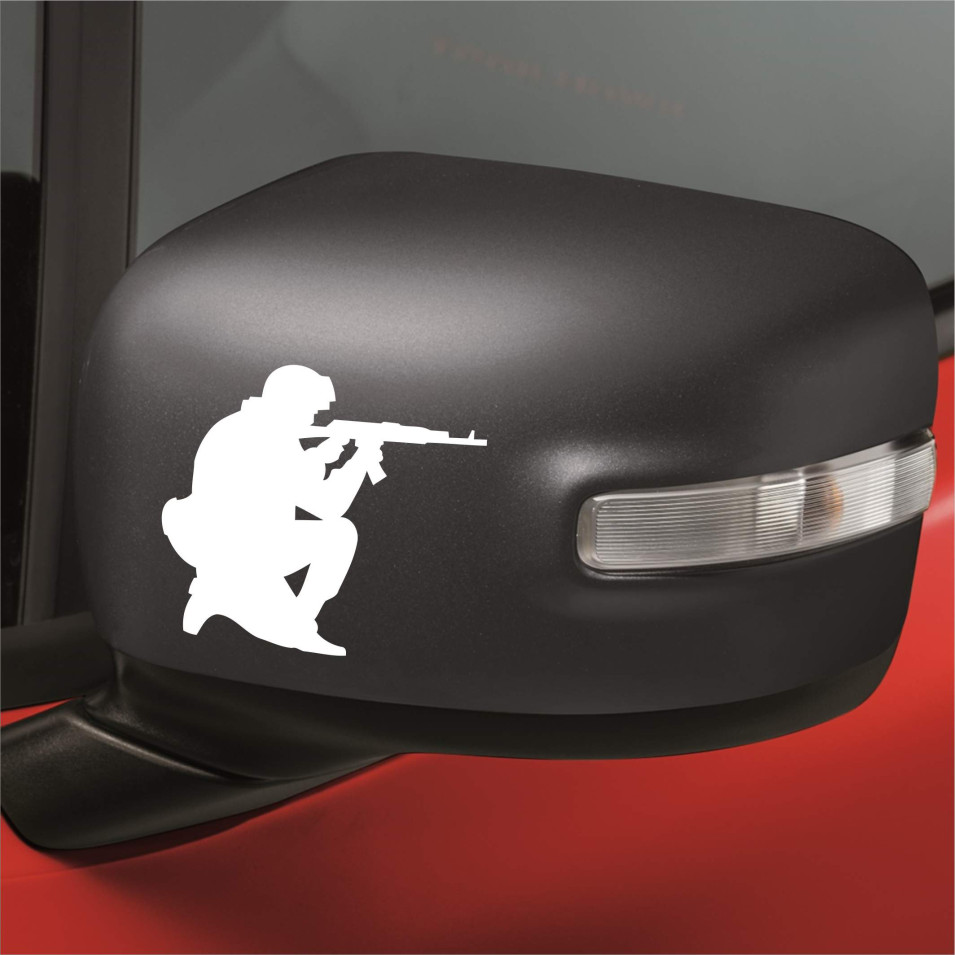 Set 2 Adesivi Specchietti Retrovisori SOLDATO MILITARE FUCILE PROIETTILI per Renegade Sport Tuning Auto cod. 2294