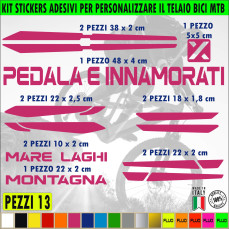 Kit 13 Adesivi Bici Universale Telaio Bicicletta MTB Mountain Bike Corsa Cross Fat Bike Downhill PEDALA E INNAMORATI cod.2404